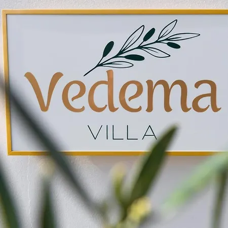 Vedema In Villa *